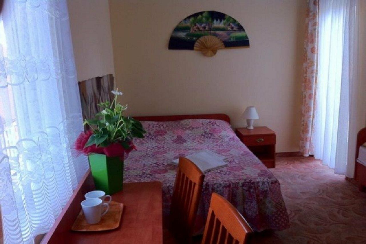 Osrodek Wypoczynkowy Oliwia Hotel Kolobrzeg Exterior photo